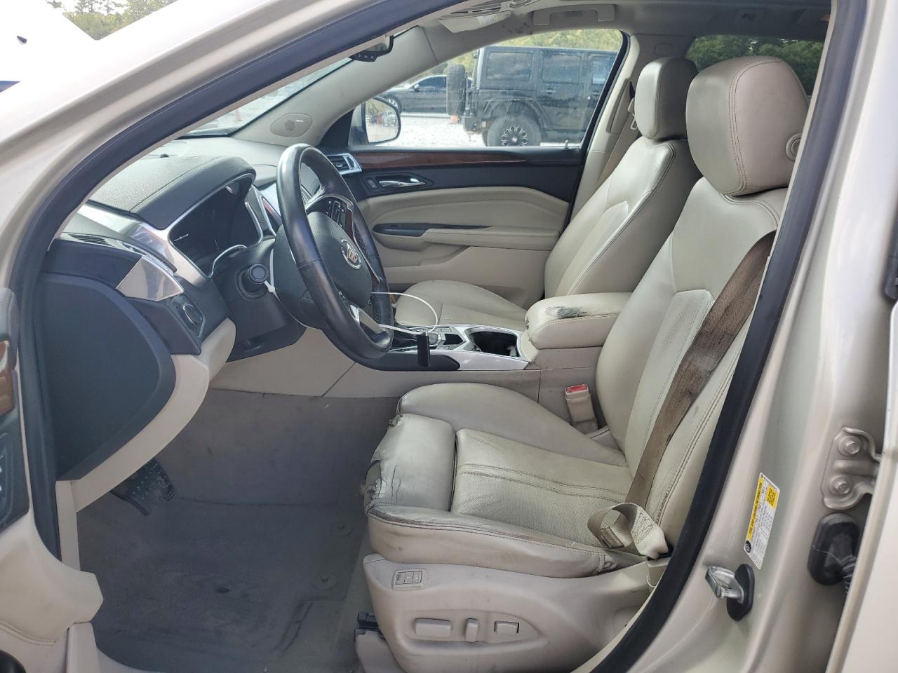 CADILLAC SRX LUXURY COLLECTION