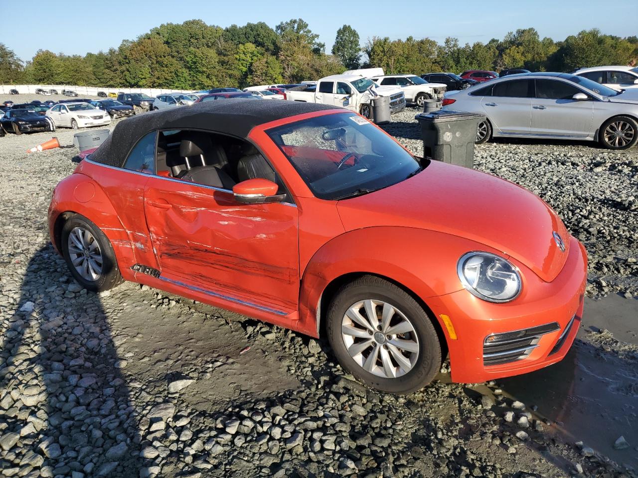 VOLKSWAGEN BEETLE S
