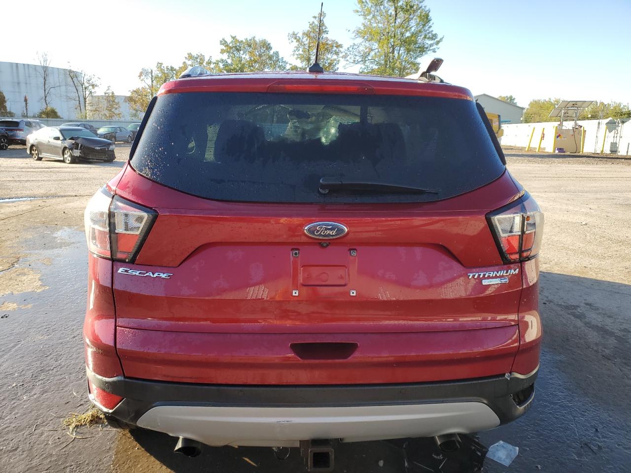 FORD ESCAPE TITANIUM