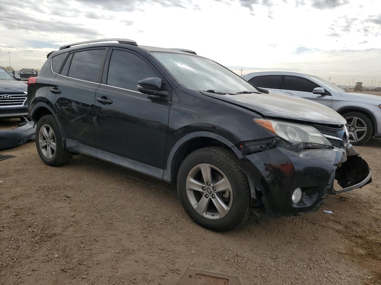 TOYOTA RAV4 XLE