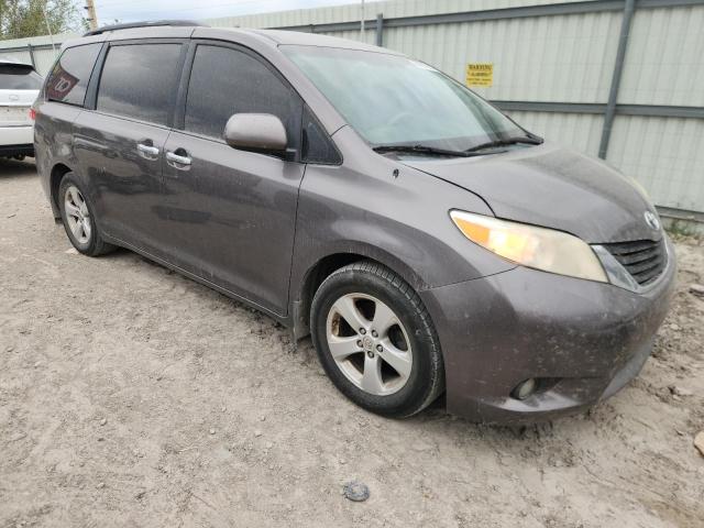 2013 TOYOTA SIENNA LE #3283820414
