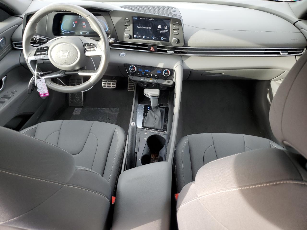 HYUNDAI ELANTRA SEL SPORT