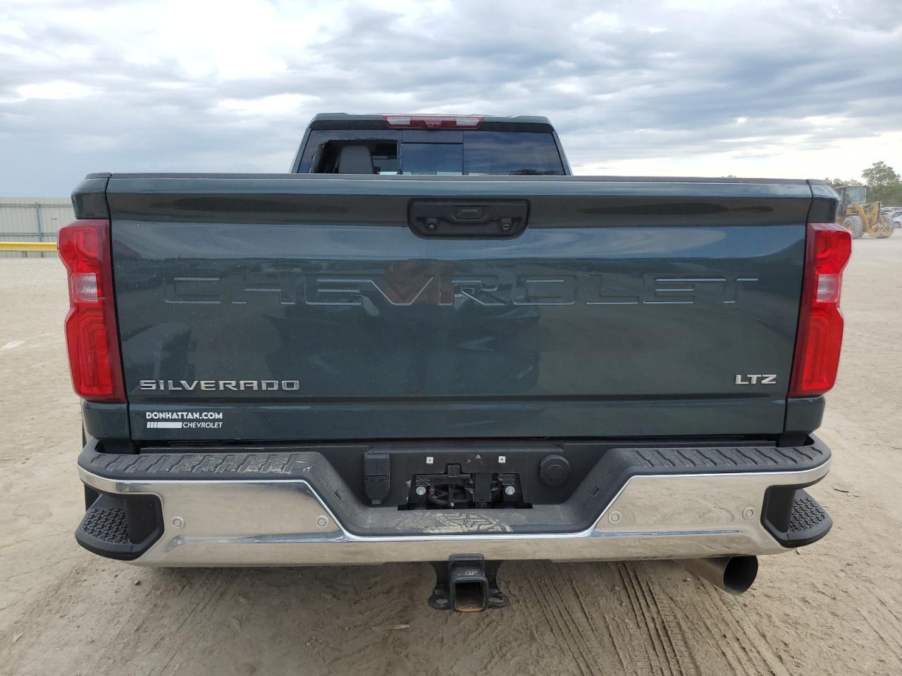 CHEVROLET SILVERADO K3500 LTZ