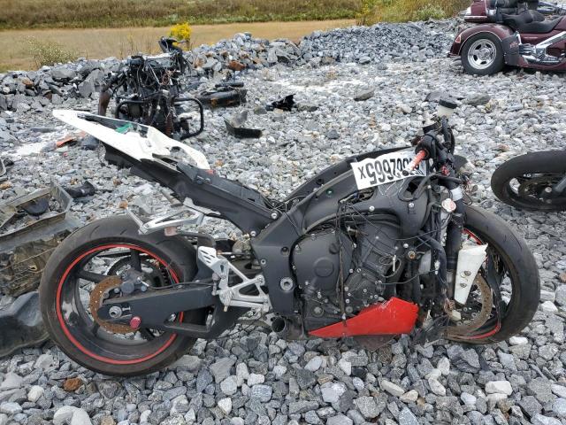 Global Auto Auctions: 2011 YAMAHA YZFR1