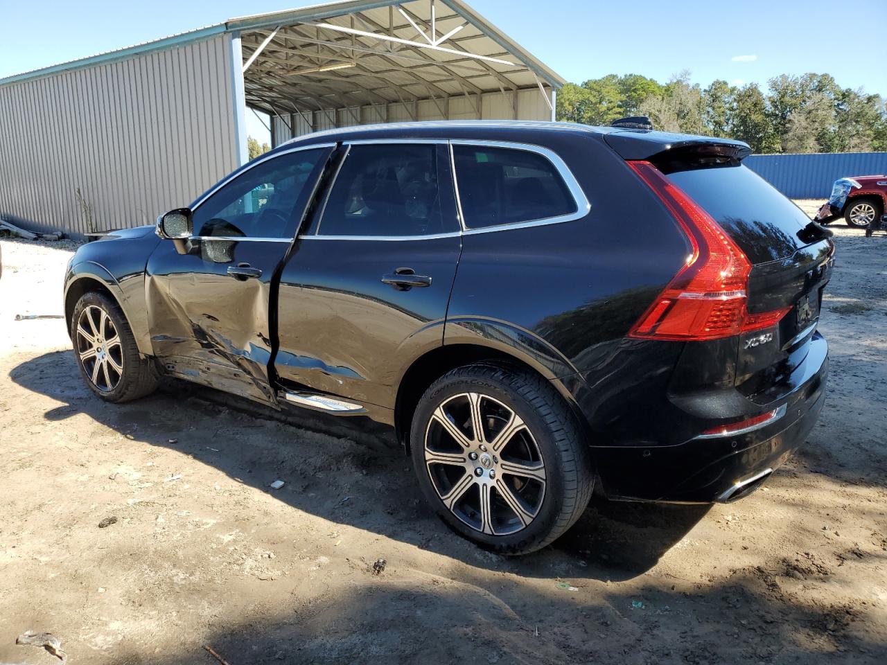 VOLVO XC60 T5 INSCRIPTION