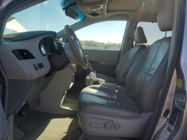 2011 TOYOTA SIENNA XLE #3315834357