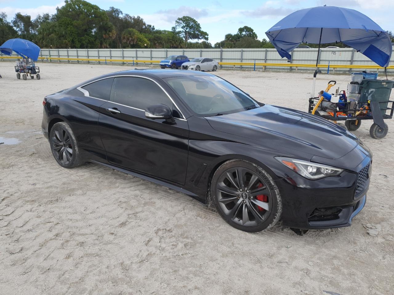 INFINITI Q60 RED SPORT 400