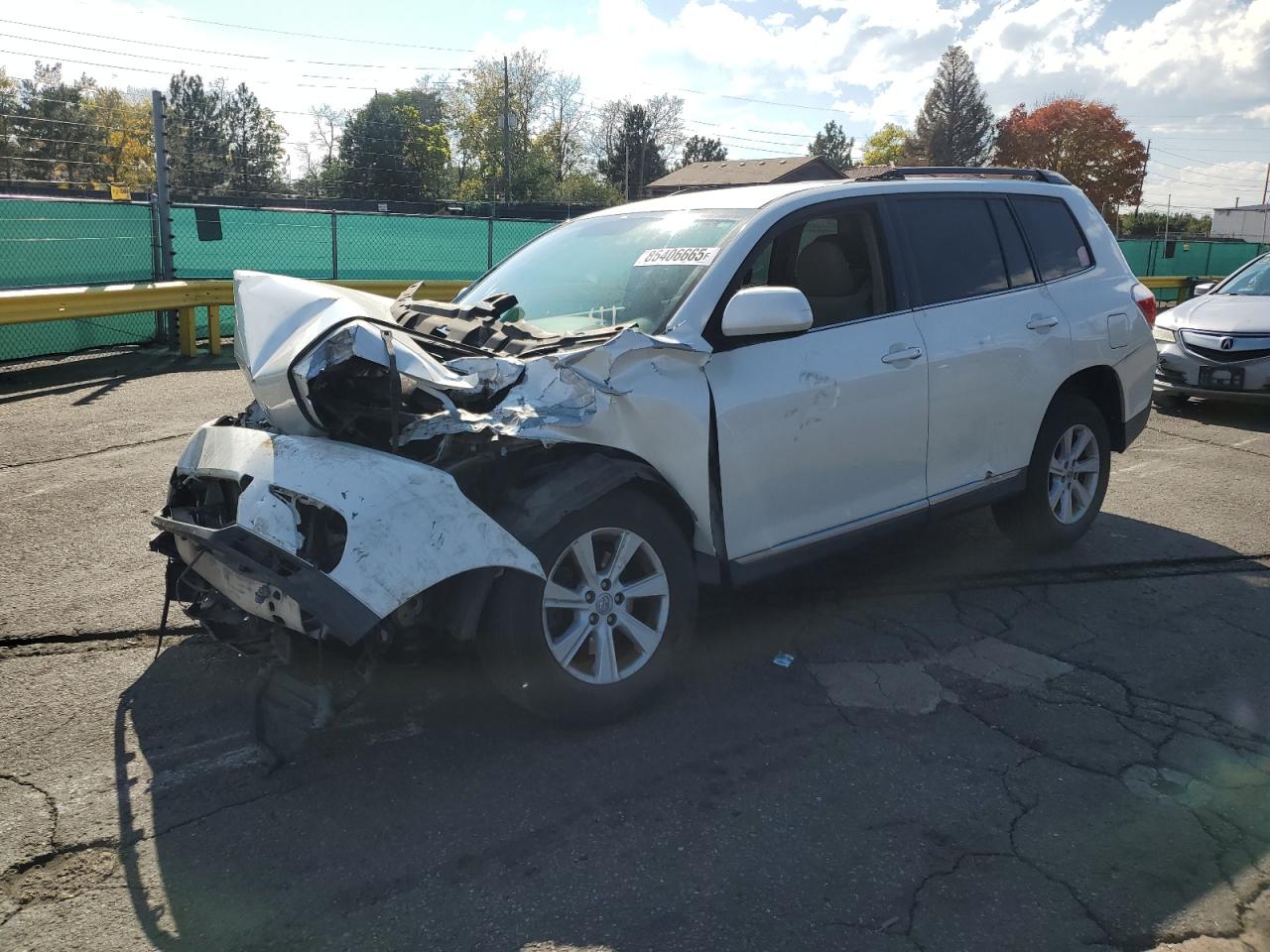 Lot #3317774078 2013 TOYOTA HIGHLANDER