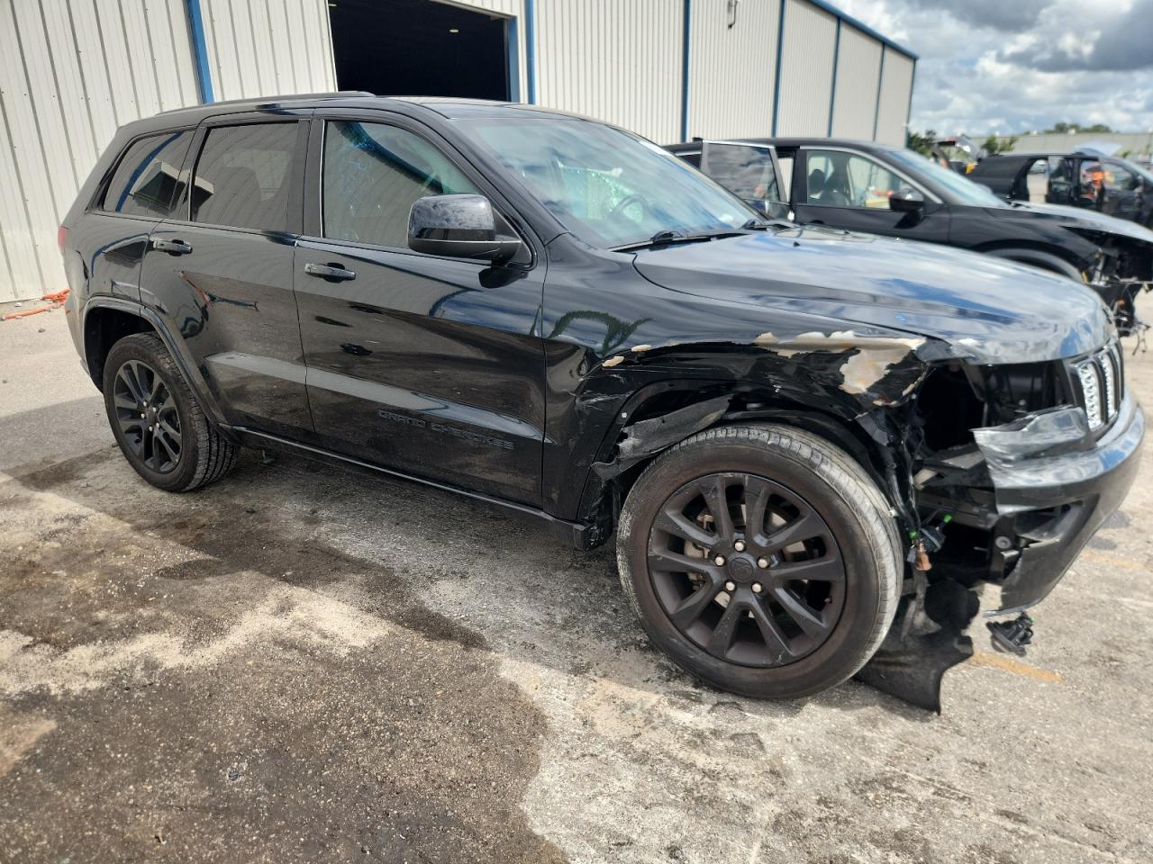 JEEP GRAND CHEROKEE LAREDO