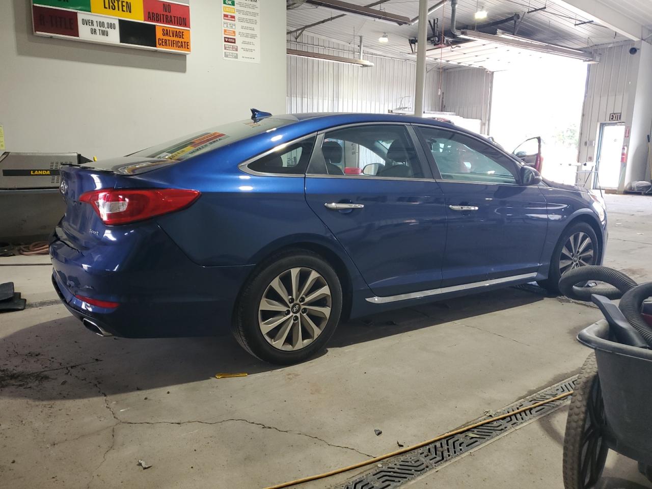 HYUNDAI SONATA SPORT