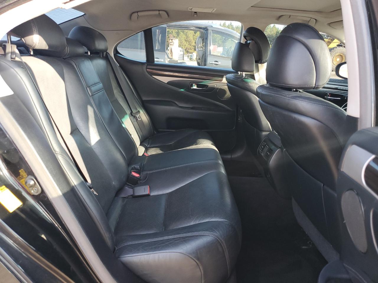 LEXUS LS 460