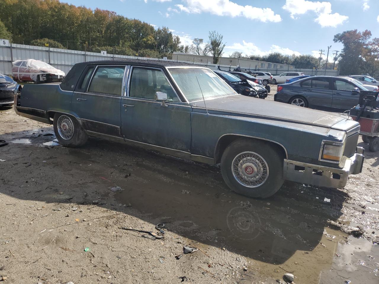 Lot #3276457689 1992 CADILLAC BROUGHAM
