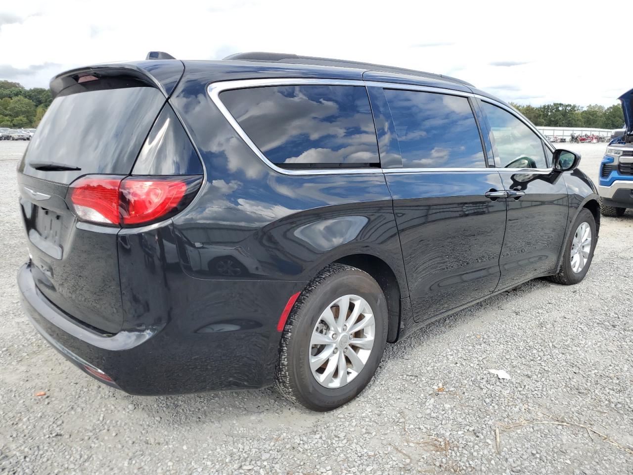 CHRYSLER PACIFICA TOURING PLUS