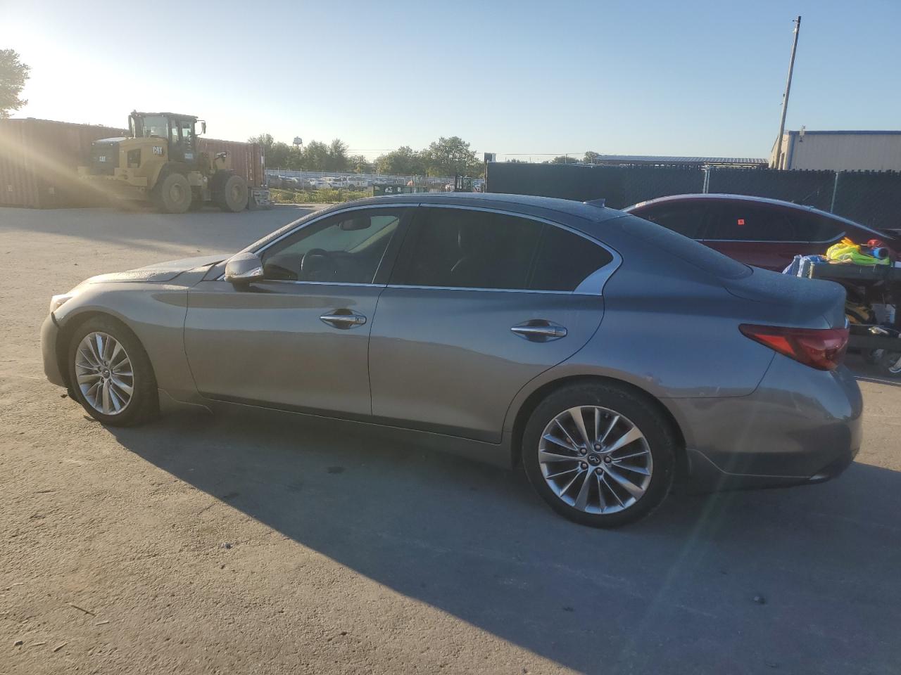 INFINITI Q50 LUXE
