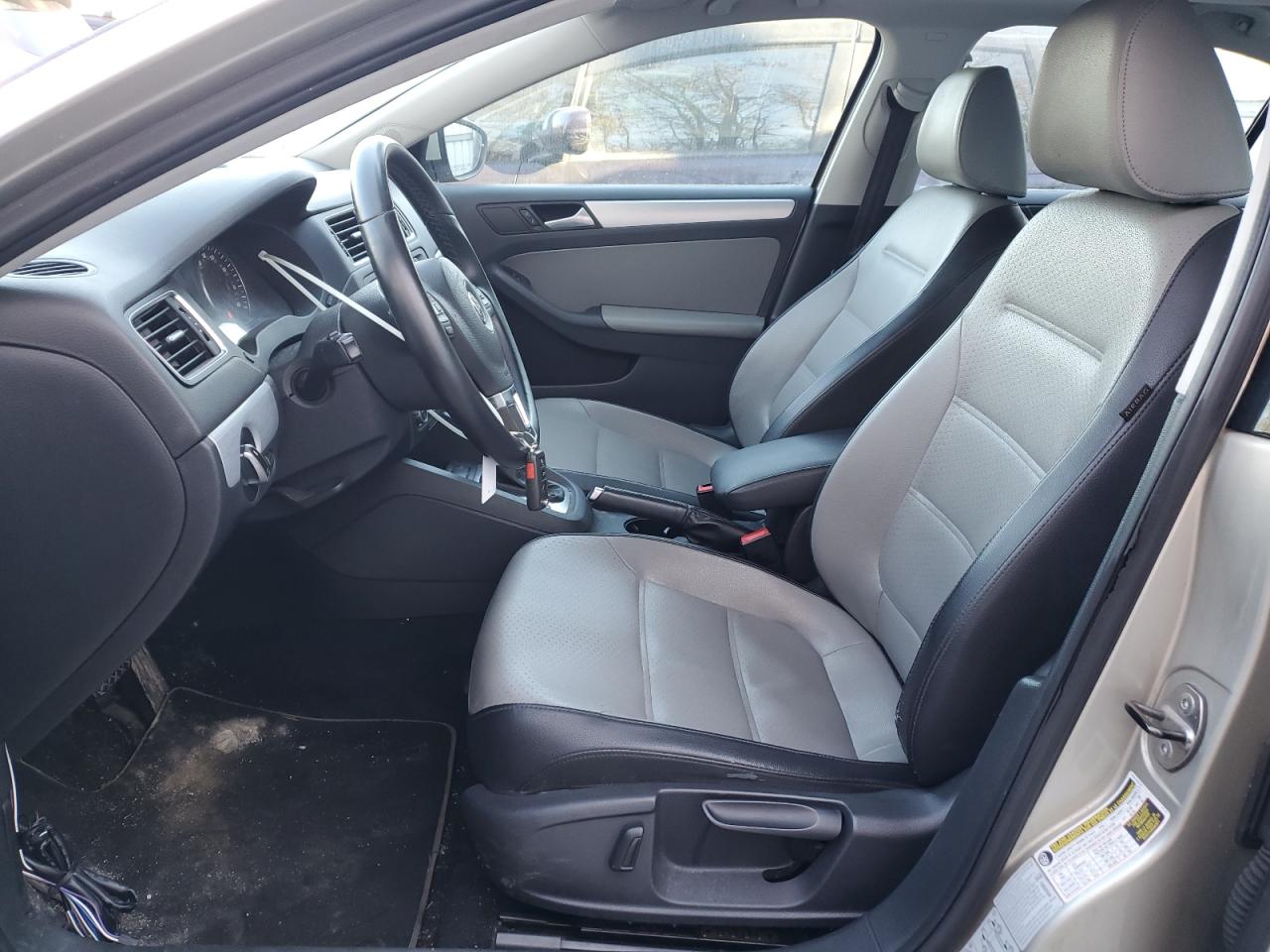 VOLKSWAGEN JETTA HYBRID