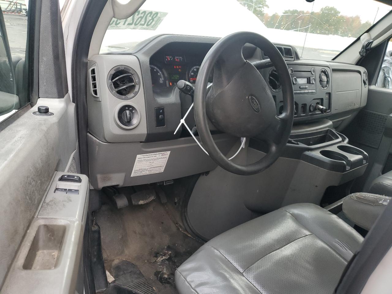 FORD ECONOLINE E350 SUPER DUTY VAN