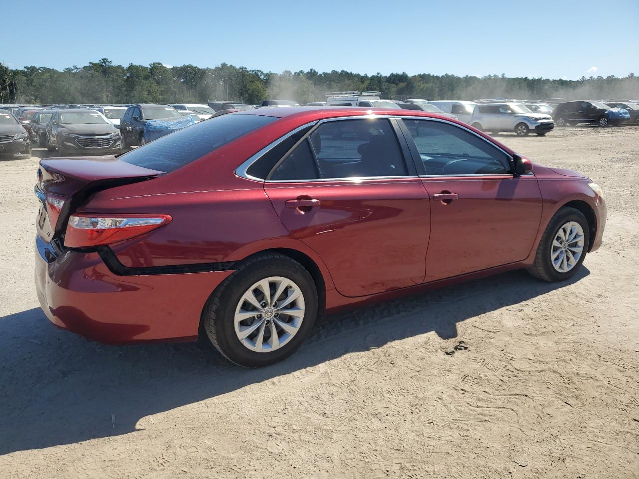 TOYOTA CAMRY LE