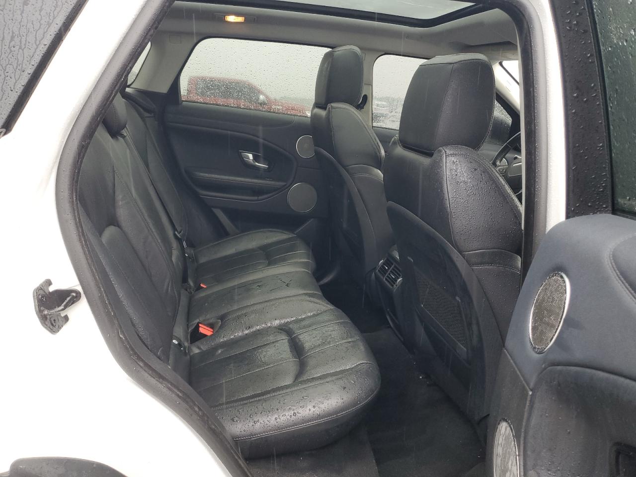 LAND ROVER RANGE ROVER EVOQUE SE