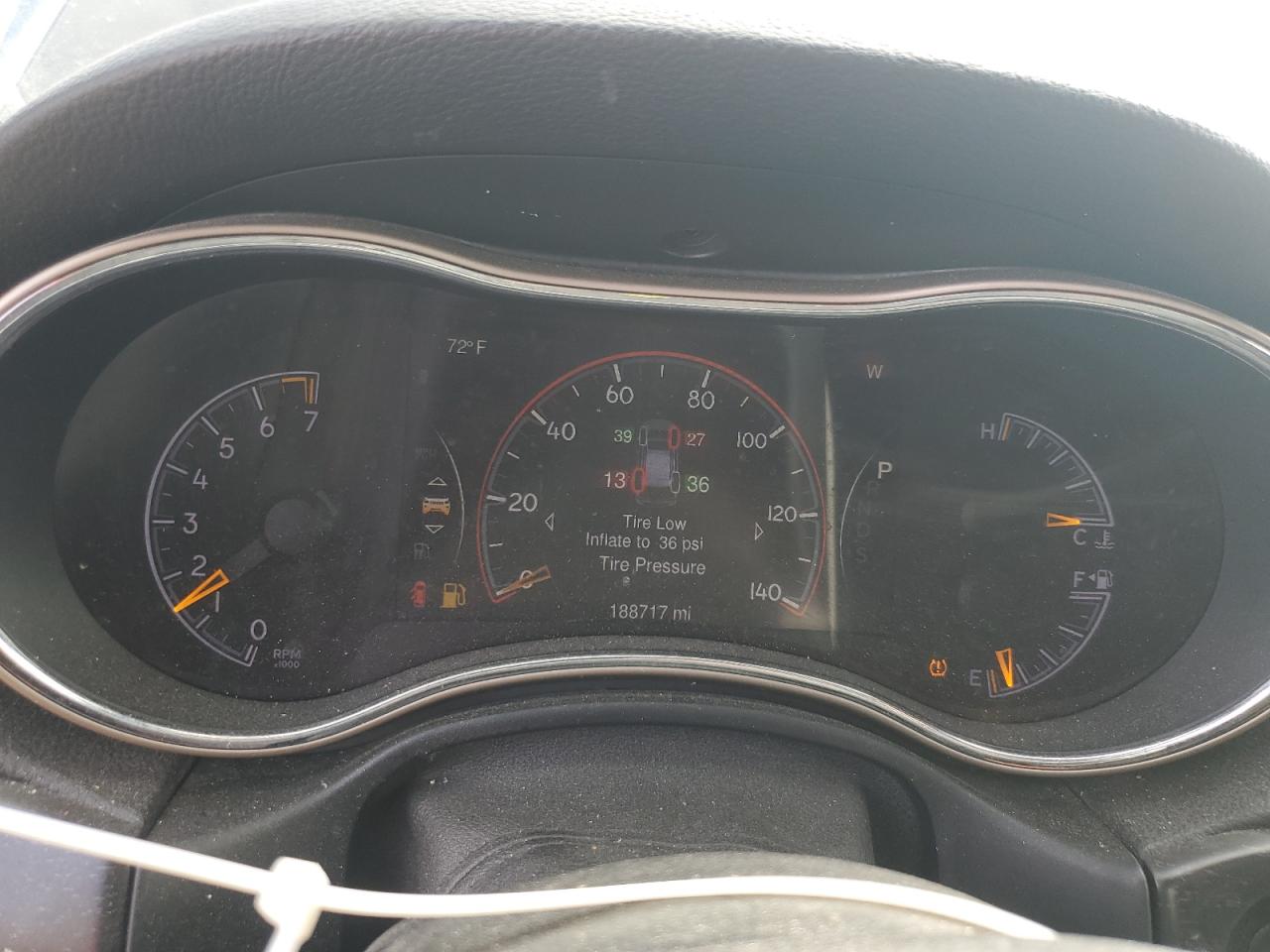 JEEP GRAND CHEROKEE LAREDO