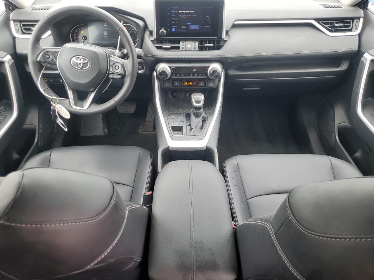 TOYOTA RAV4 XLE PREMIUM