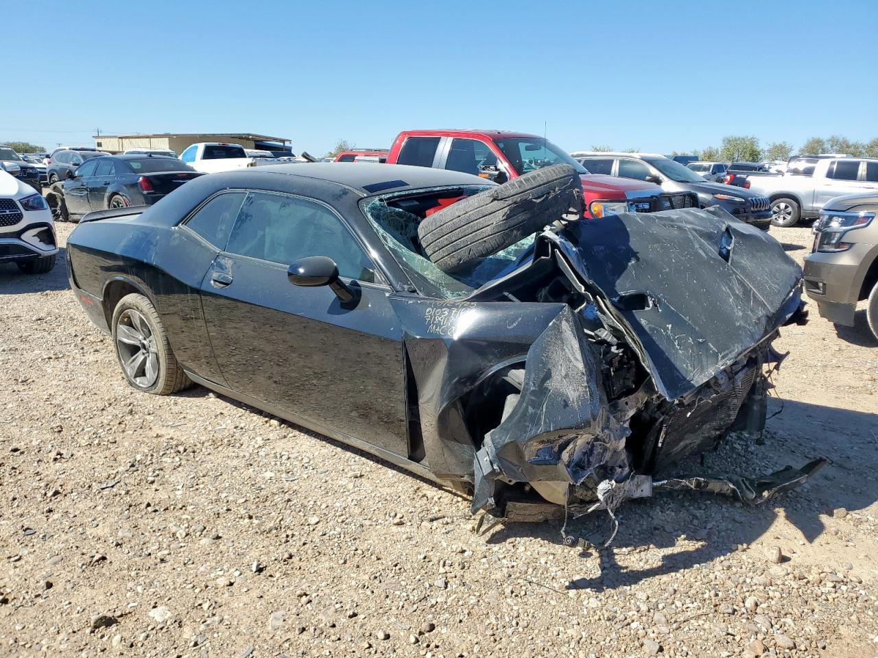 Lot #3318079366 2019 DODGE CHALLENGER