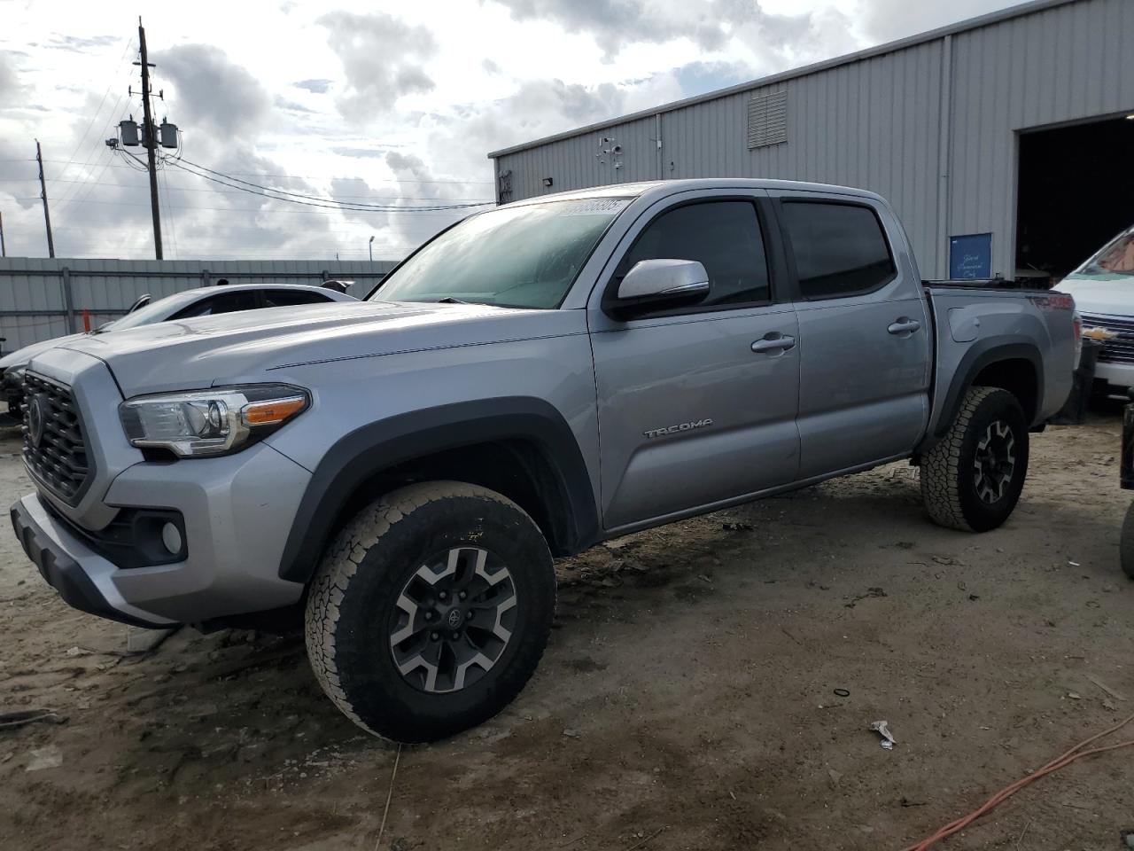 TOYOTA TACOMA DOUBLE CAB