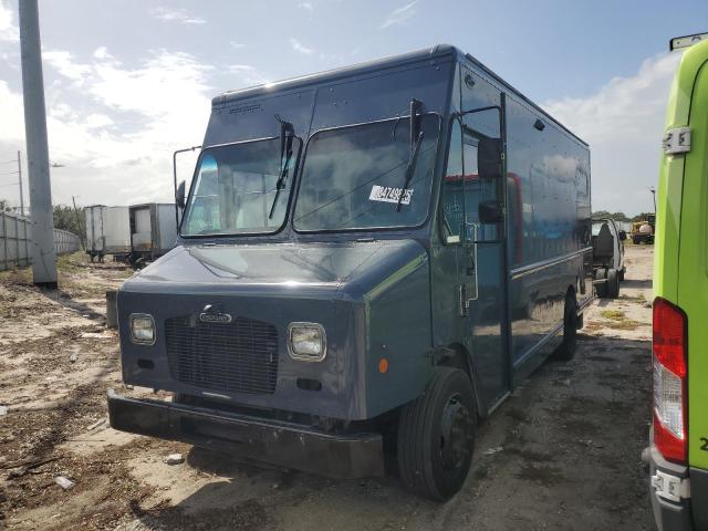 FREIGHTLINER CHASSIS M