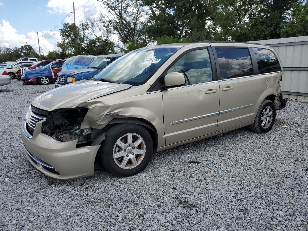 CHRYSLER TOWN & COUNTRY TOURING