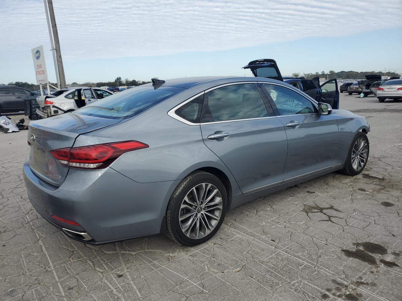 HYUNDAI GENESIS 3.8L