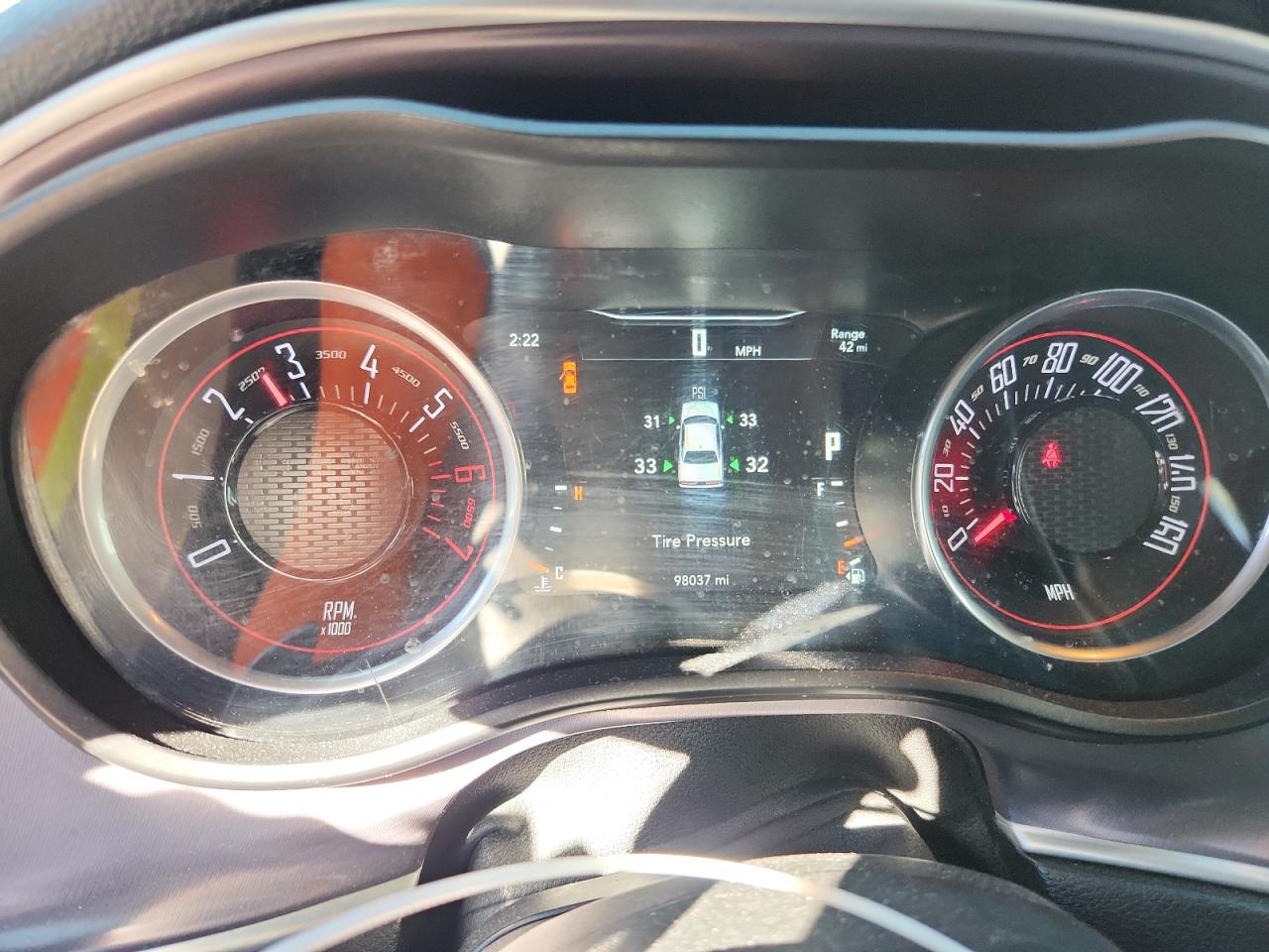 Lot #3318283843 2019 DODGE CHALLENGER