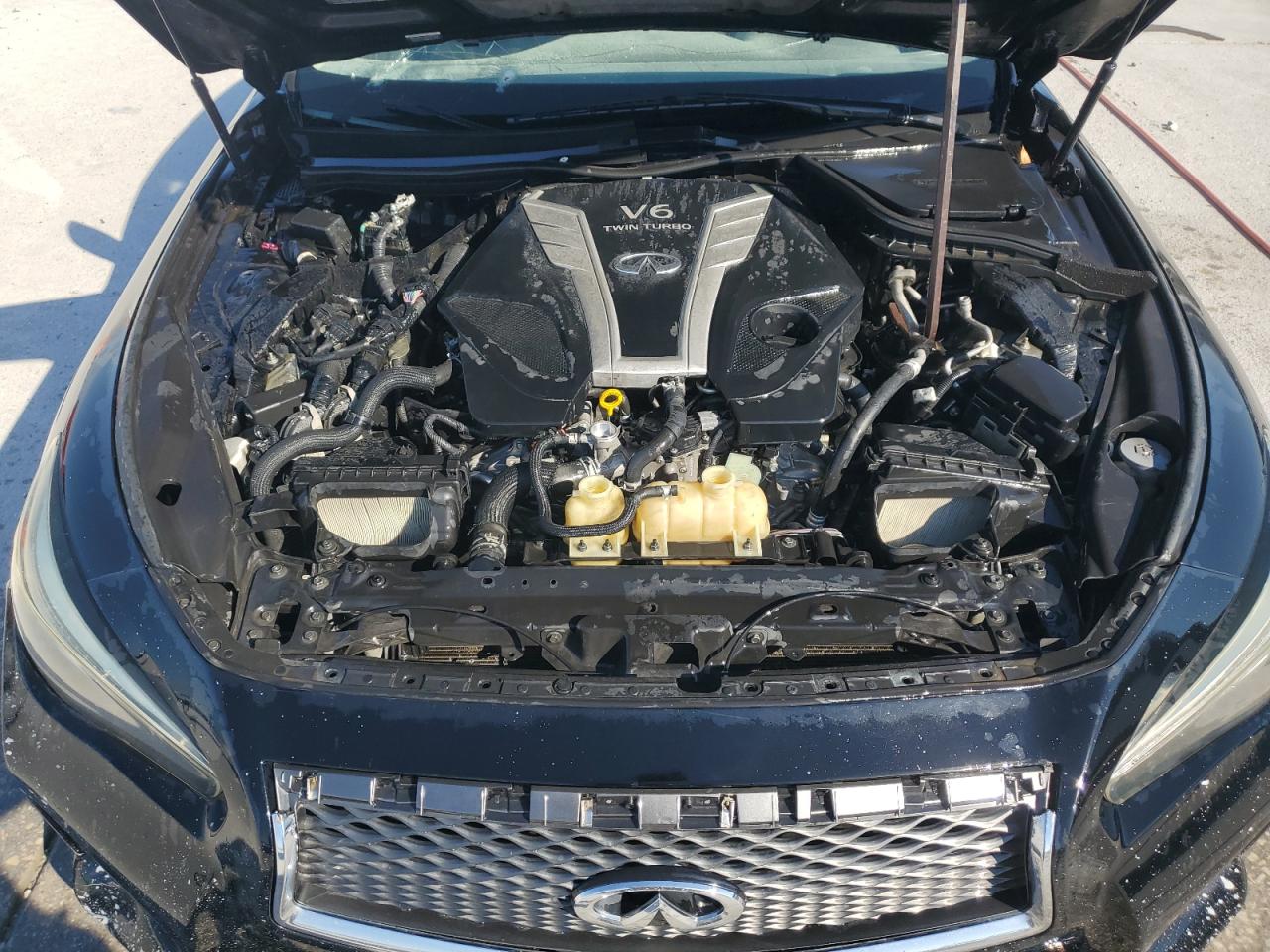 INFINITI Q50 RED SPORT 400