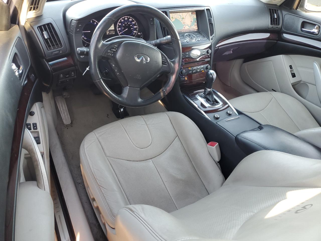 INFINITI Q60 JOURNEY