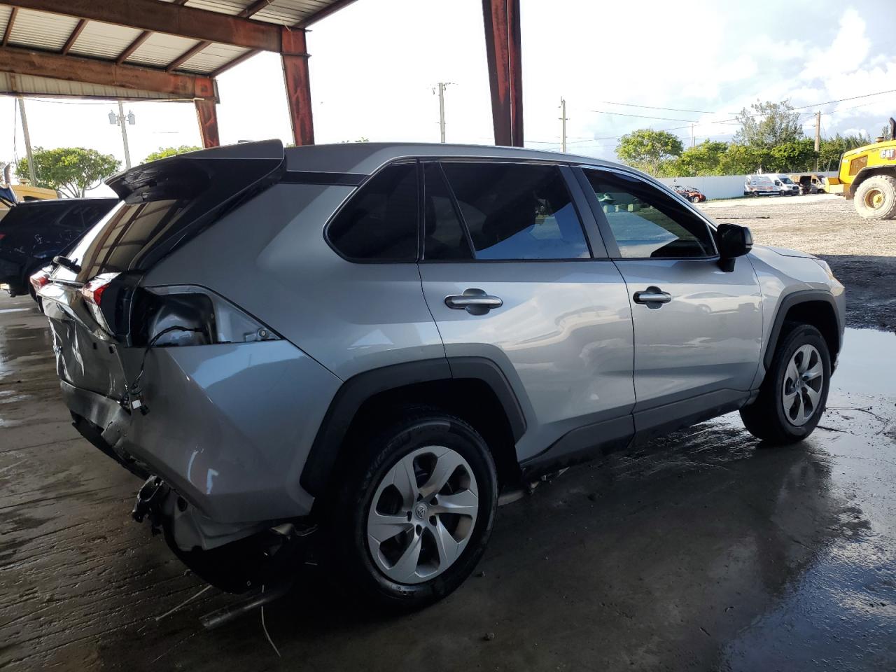 TOYOTA RAV4 LE