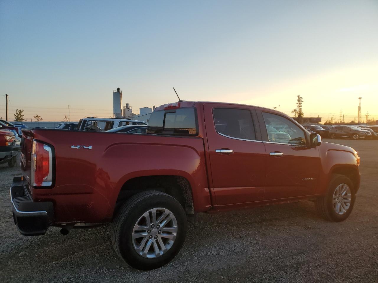GMC CANYON SLT