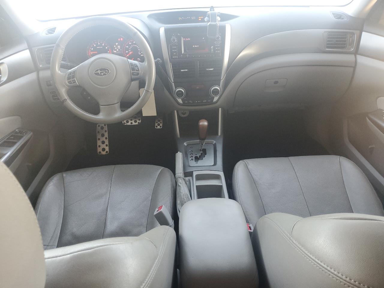 SUBARU FORESTER TOURING