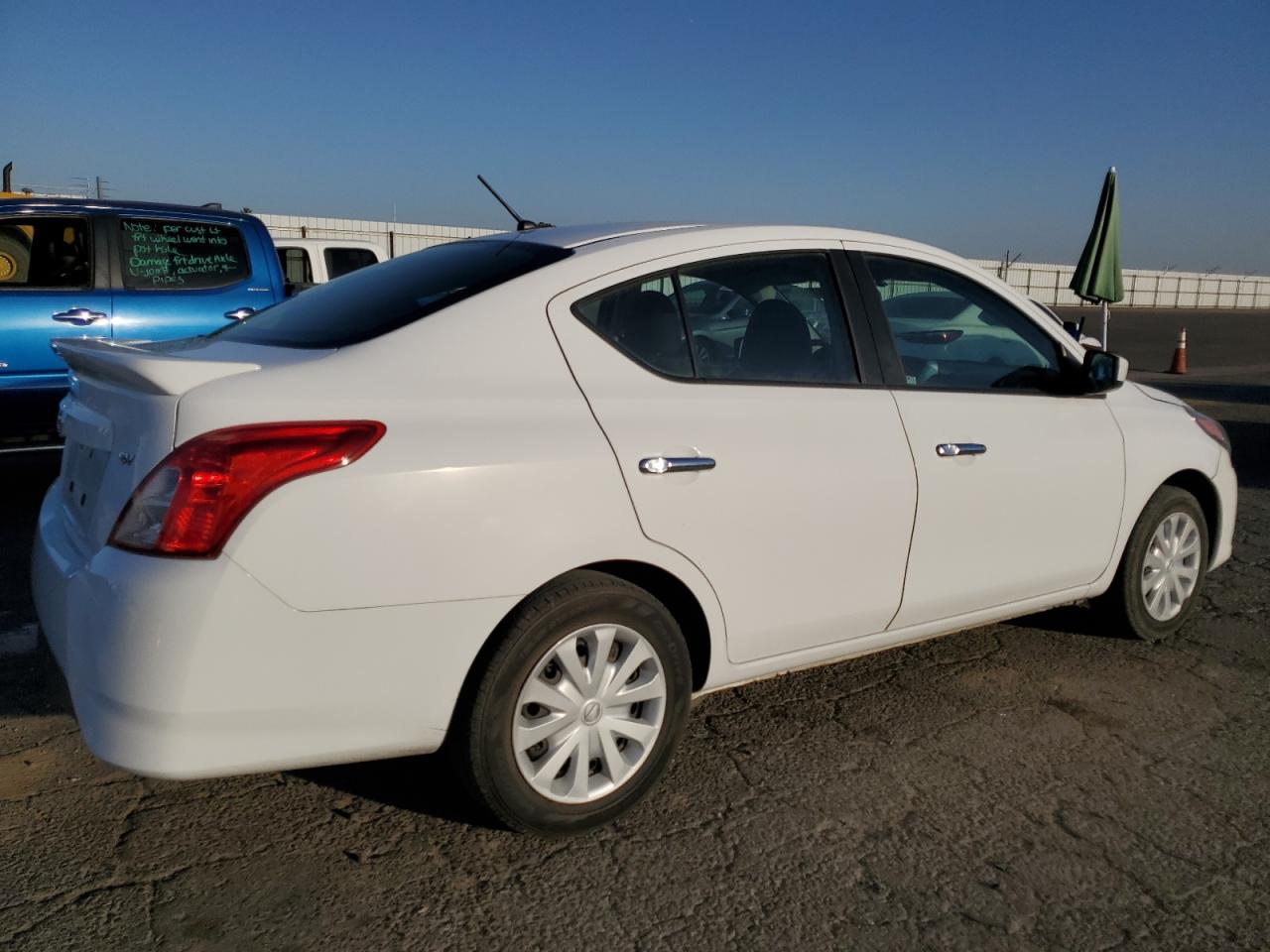 NISSAN VERSA S