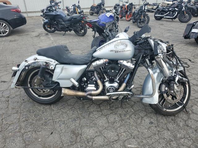 Global Auto Auctions: 2014 HARLEY-DAVIDSON FLHX STREE