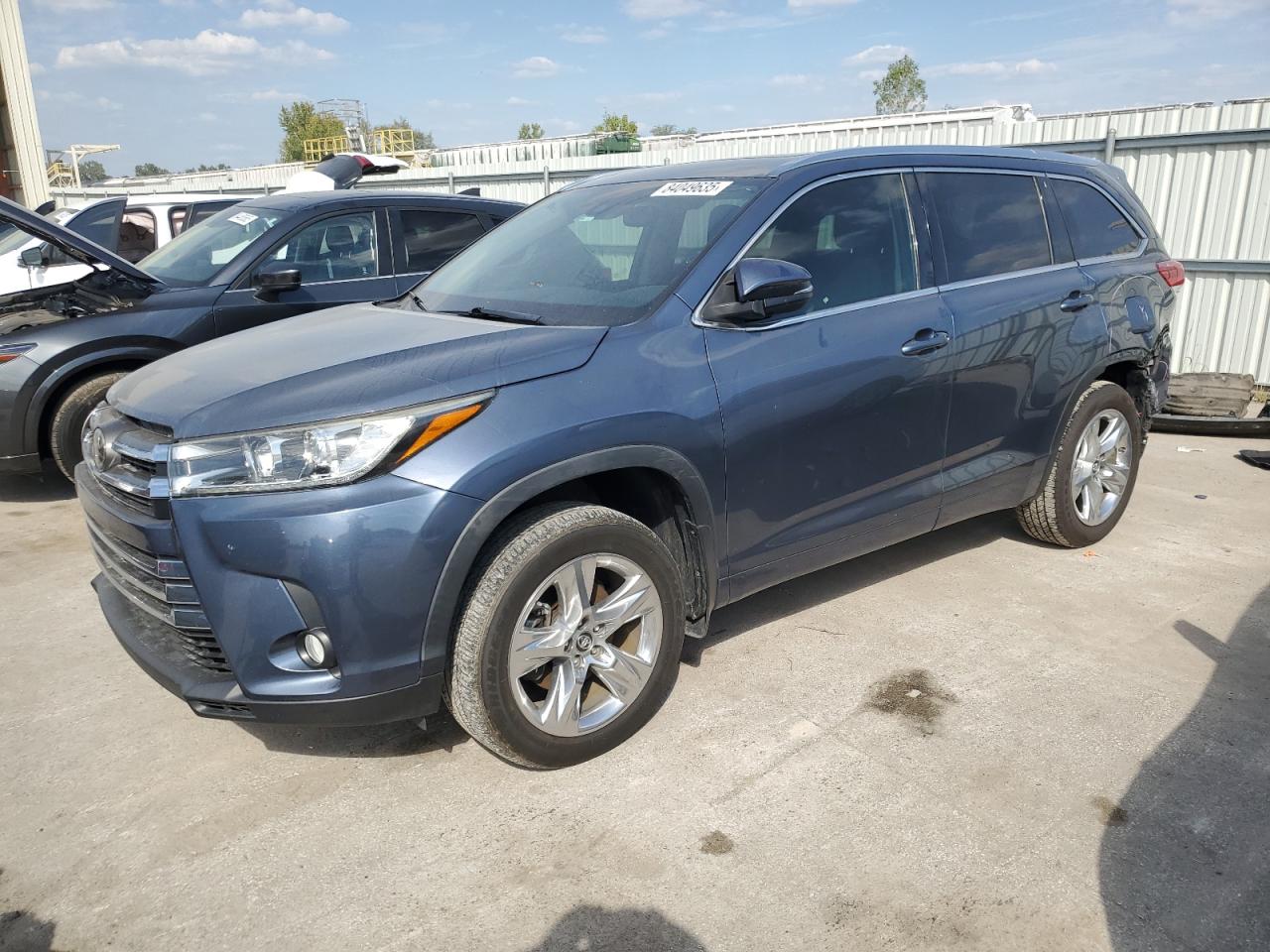 TOYOTA HIGHLANDER LIMITED