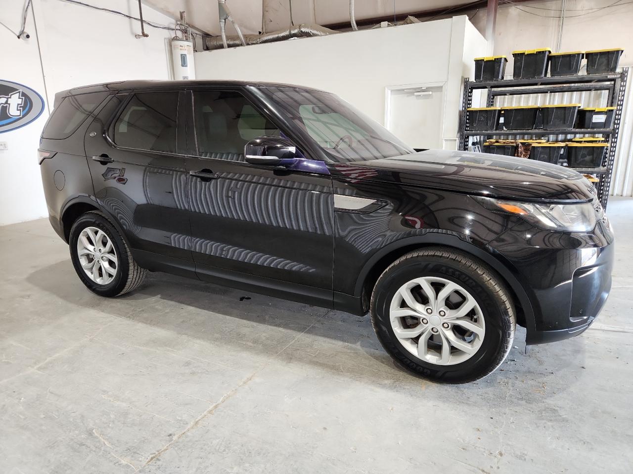 LAND ROVER DISCOVERY SE