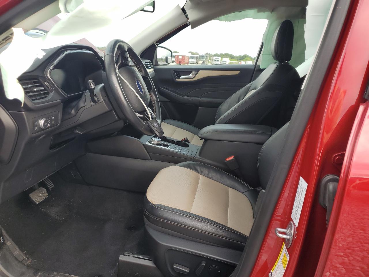 FORD ESCAPE TITANIUM