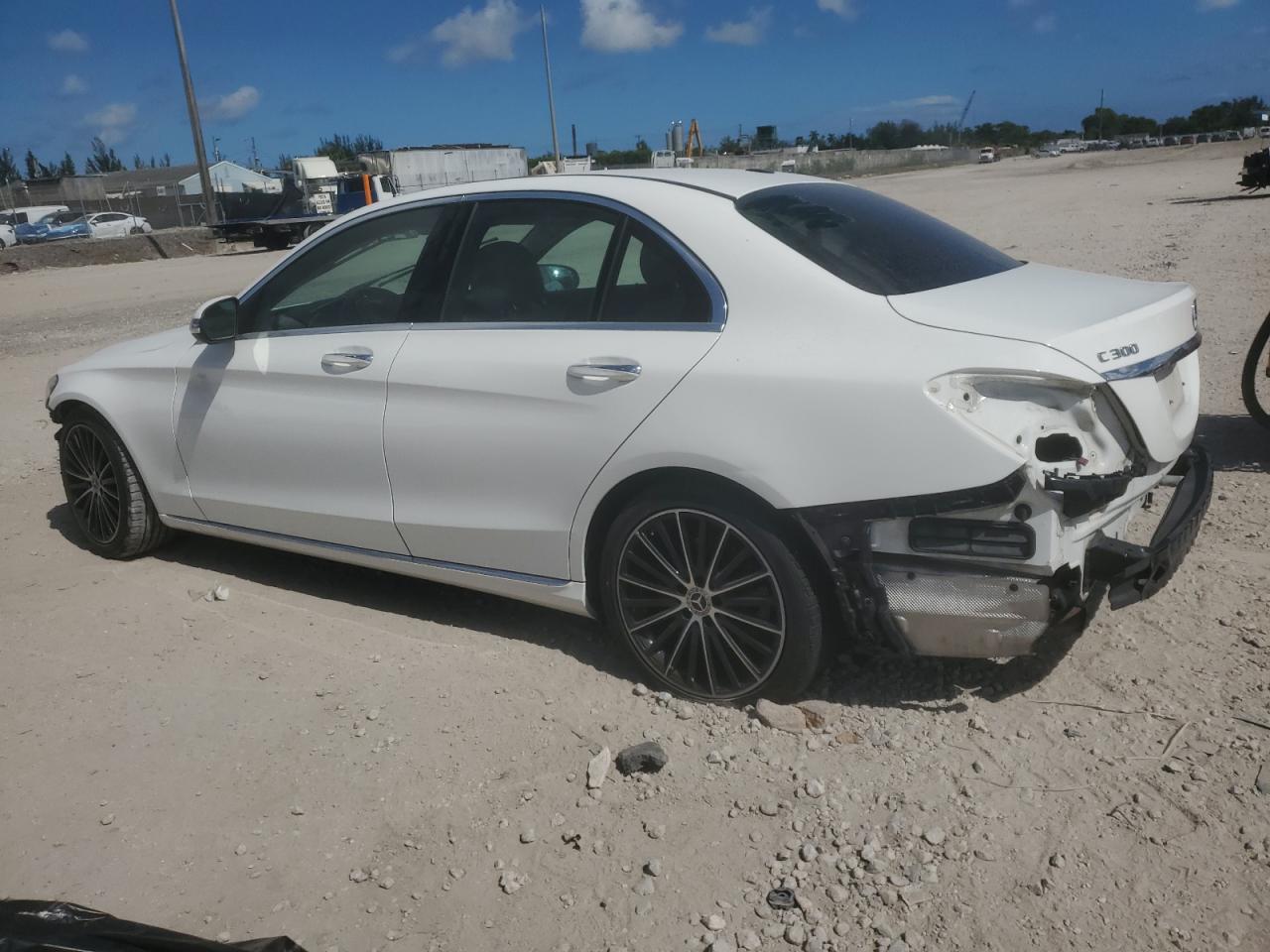 MERCEDES-BENZ C-CLASS 300