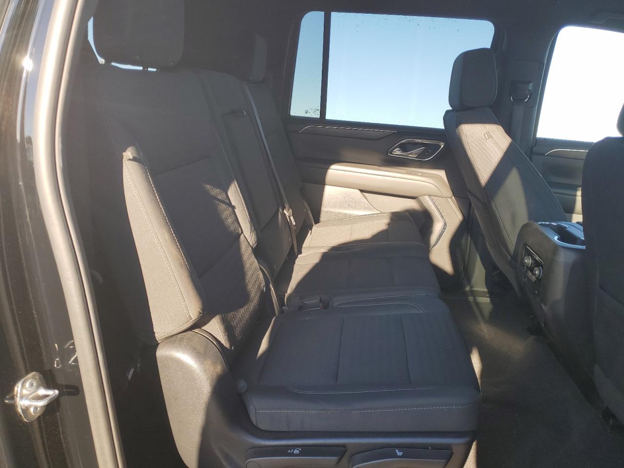 CHEVROLET SUBURBAN K1500 LS