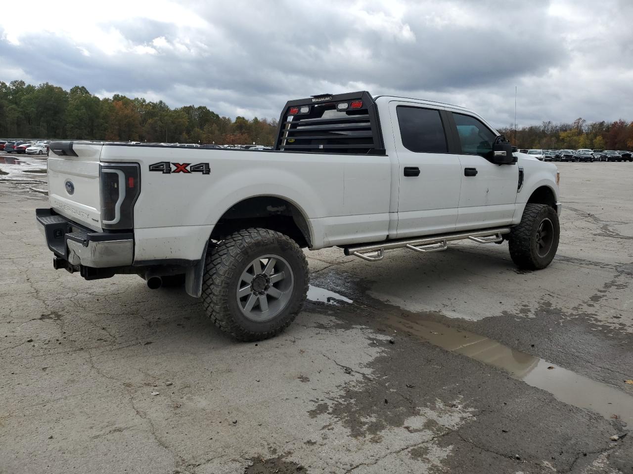 FORD F-350 SUPER DUTY