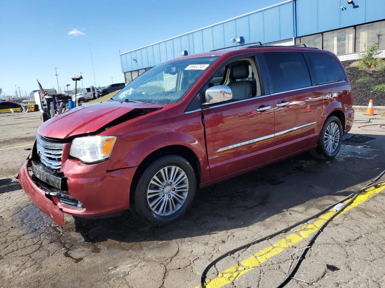 CHRYSLER TOWN & COUNTRY TOURING L