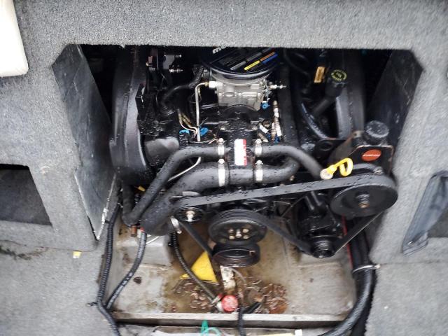 1998 CHAPARRAL BOAT #3305322309