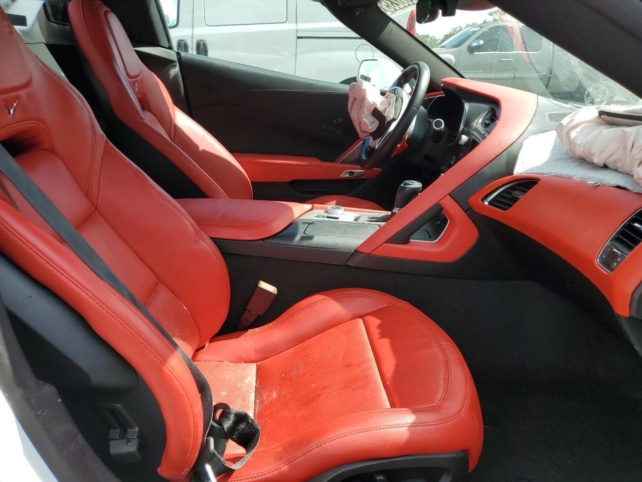 CHEVROLET CORVETTE STINGRAY 2LT