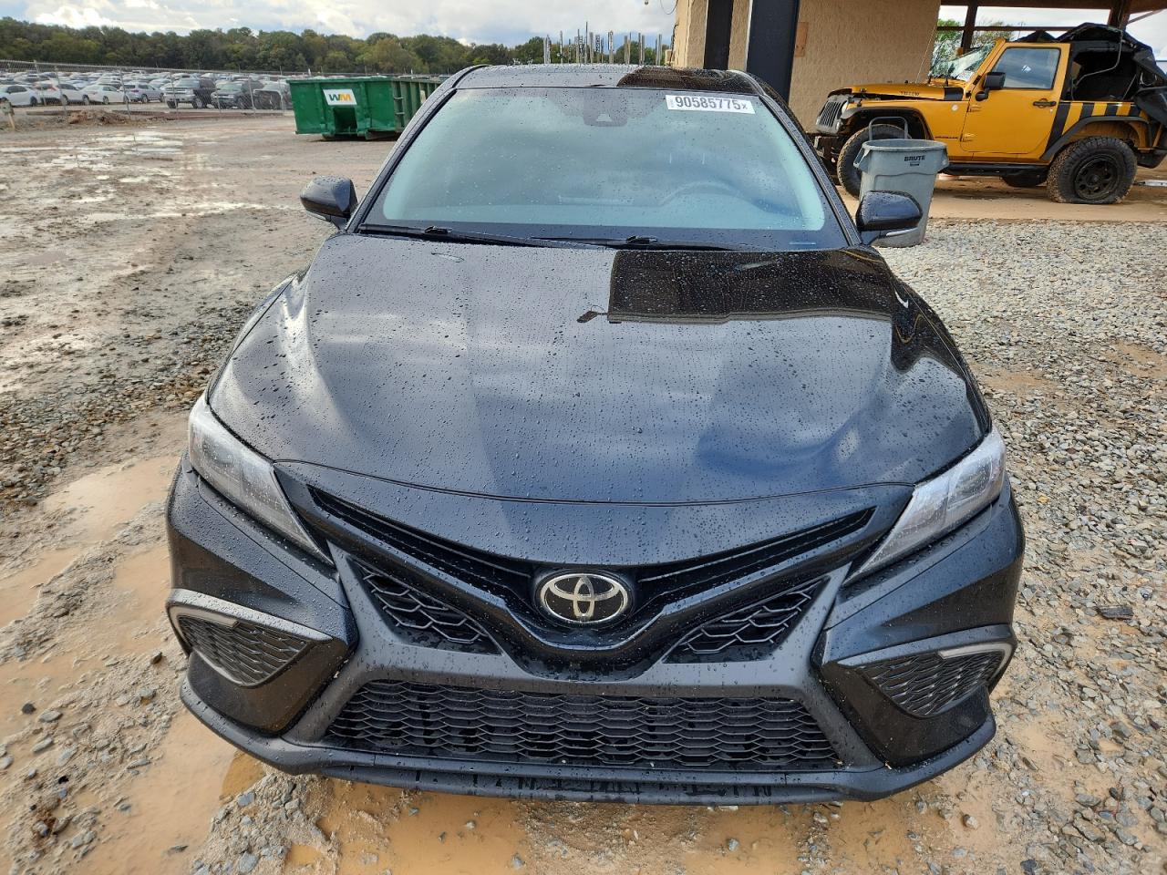 TOYOTA CAMRY SE NIGHT SHADE