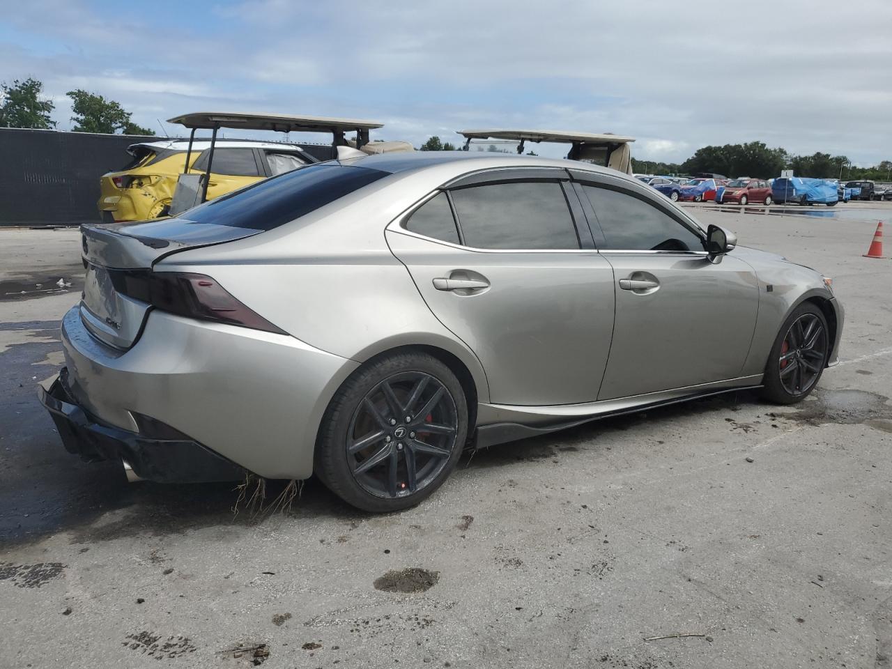 LEXUS IS 200T
