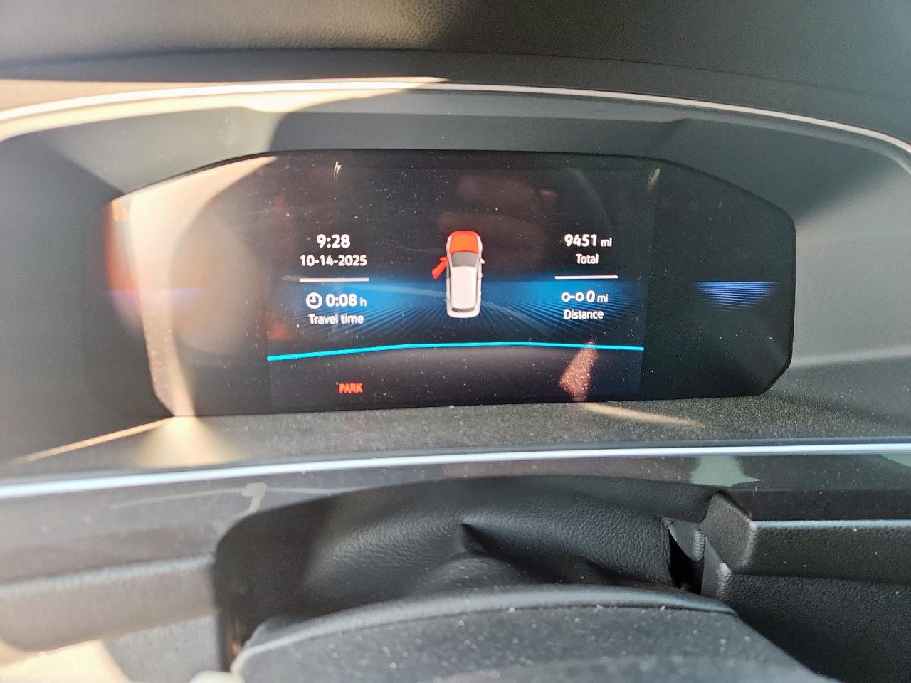 VOLKSWAGEN TIGUAN SE R-LINE BLACK