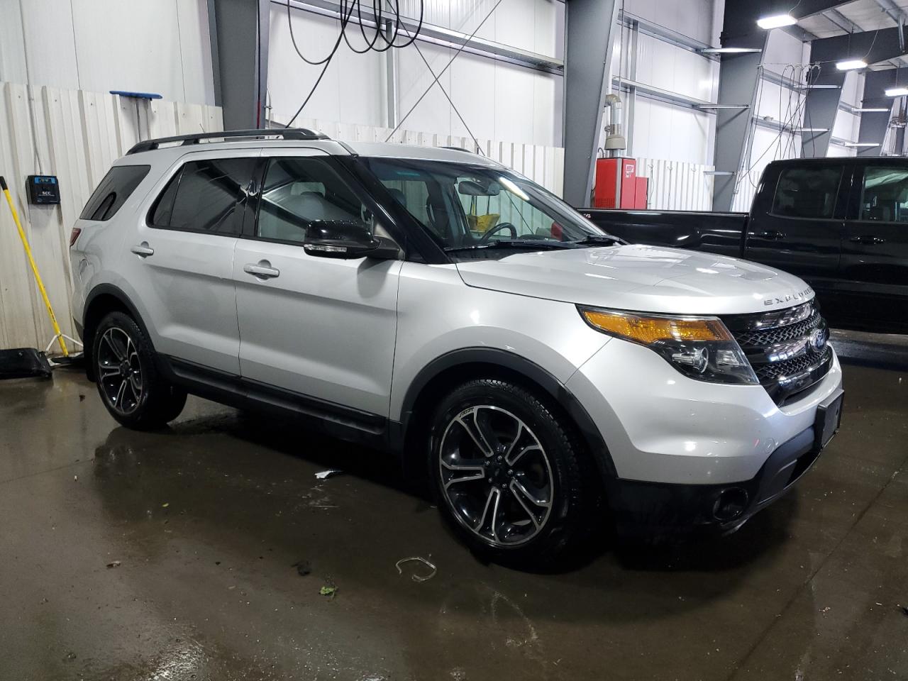 FORD EXPLORER SPORT